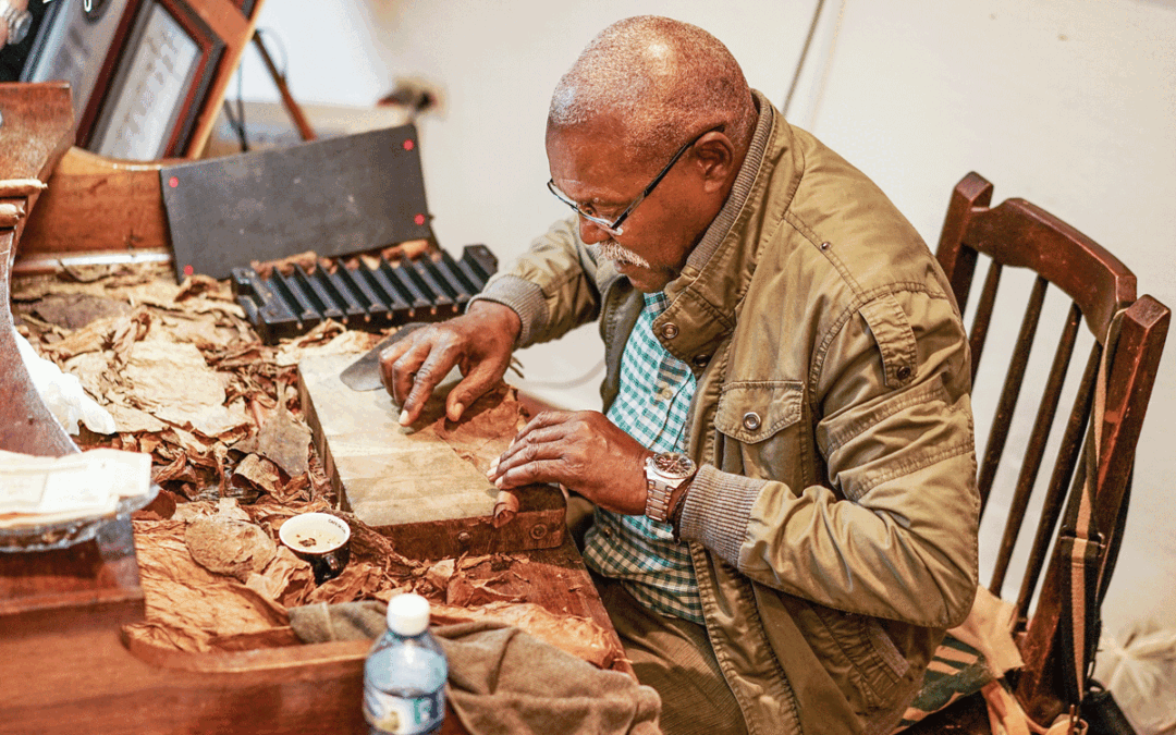 Cigars: The Art of Rolling